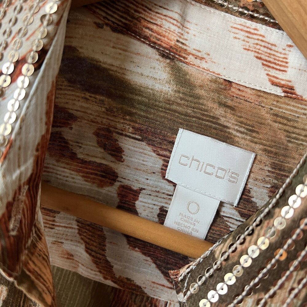 Chico's 0 Joceline Top Long Sleeve Shirt Button Sequin Collar Zebra Animal Chic - Picture 4 of 12